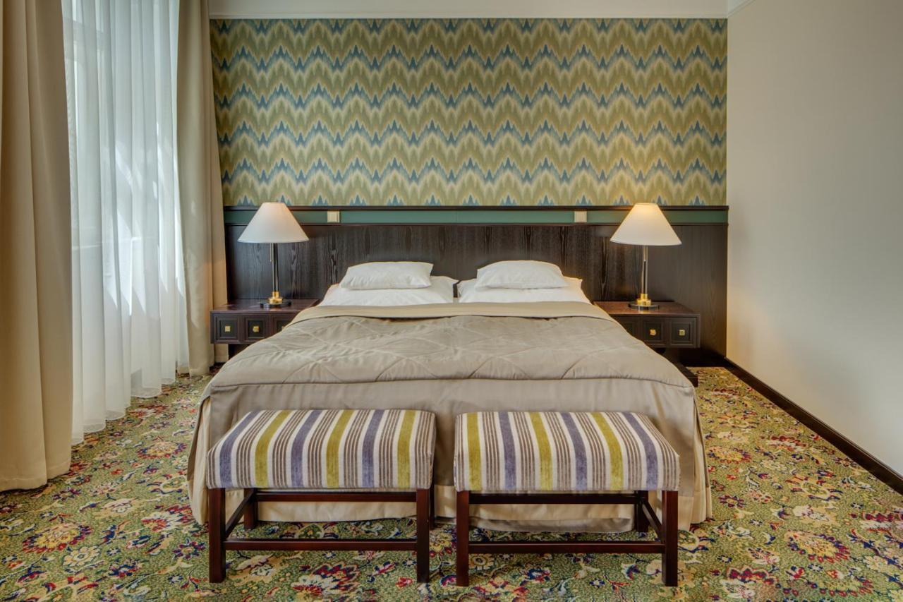 Hotel Savoy Praga Esterno foto